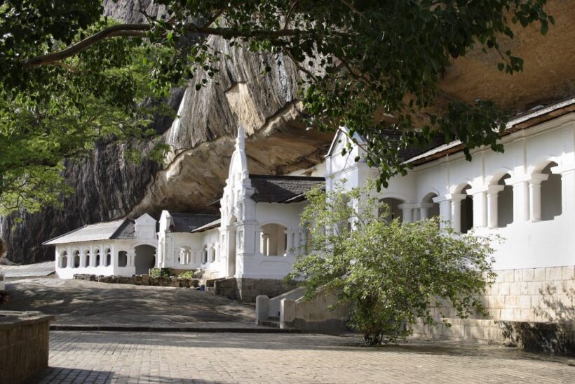 Cave-Temple_Dambulla